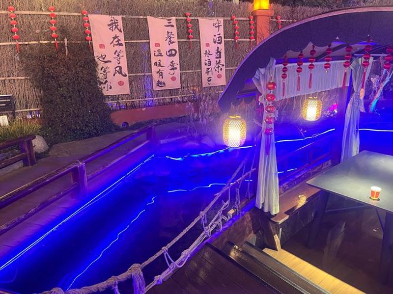 墙纸新潮流：武汉墙纸批发迎来春天